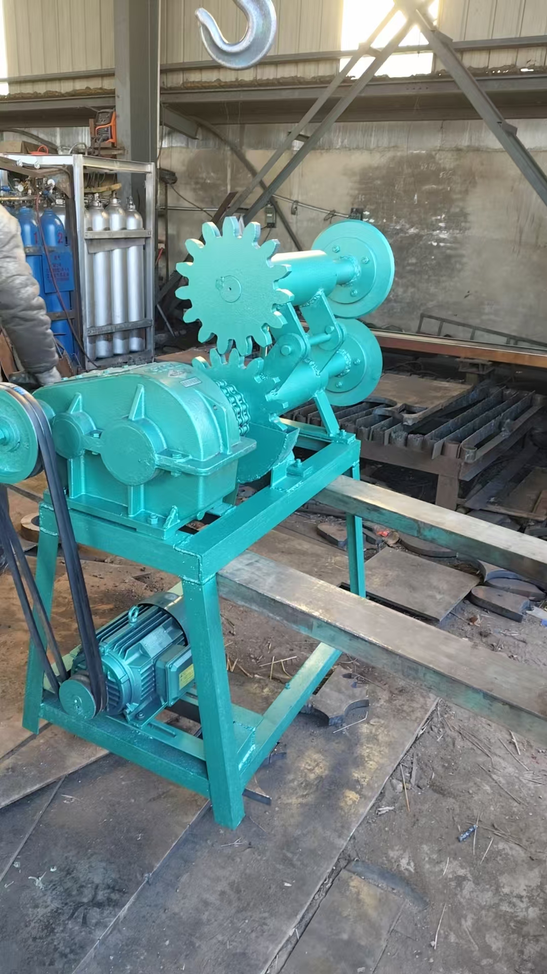 Xinzhe Tools étend son offre mondiale de lames de broyeur à craquelins de qualité supérieure pour le recyclage des pneus usagés