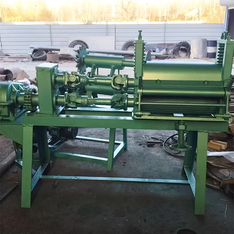 Machine d'aplatissement de tôle